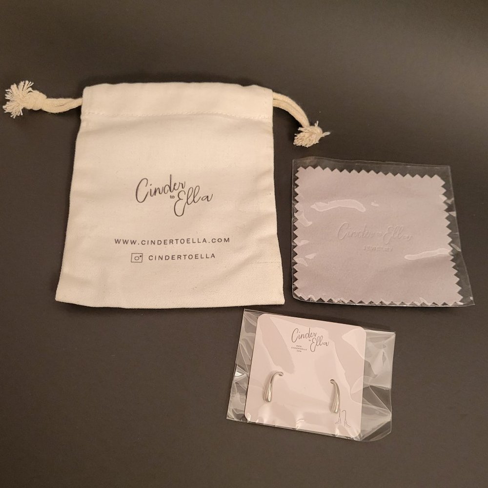 NEW Cinder to Ella Earrings